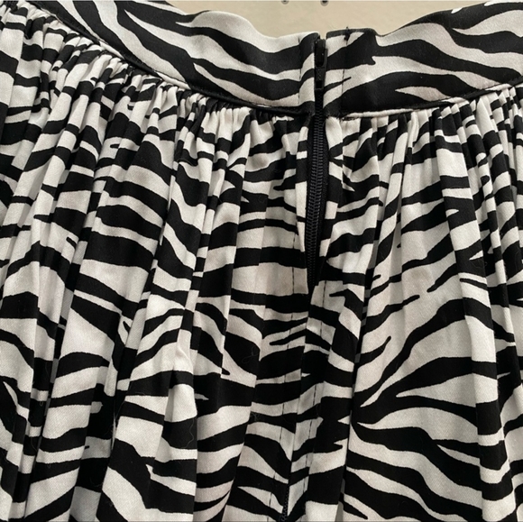 Deadly Dames by Micheline Pitt Zebra Print Jenny Skirt, Size Large EUC - Picture 4 of 7